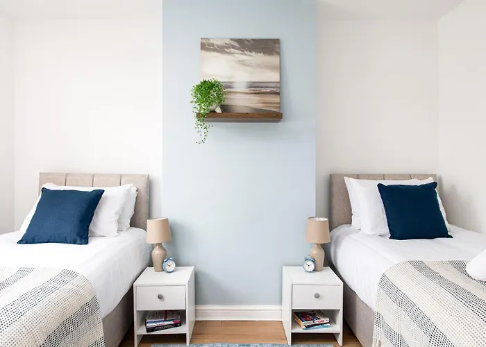 Longstays-4bedroom-2bath-6beds-by Fabaccommodation Σπίτι διακοπών Μπρίστολ